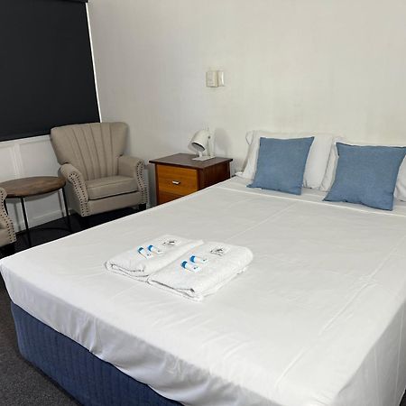 Shell Motel โบเวน ภายนอก รูปภาพ