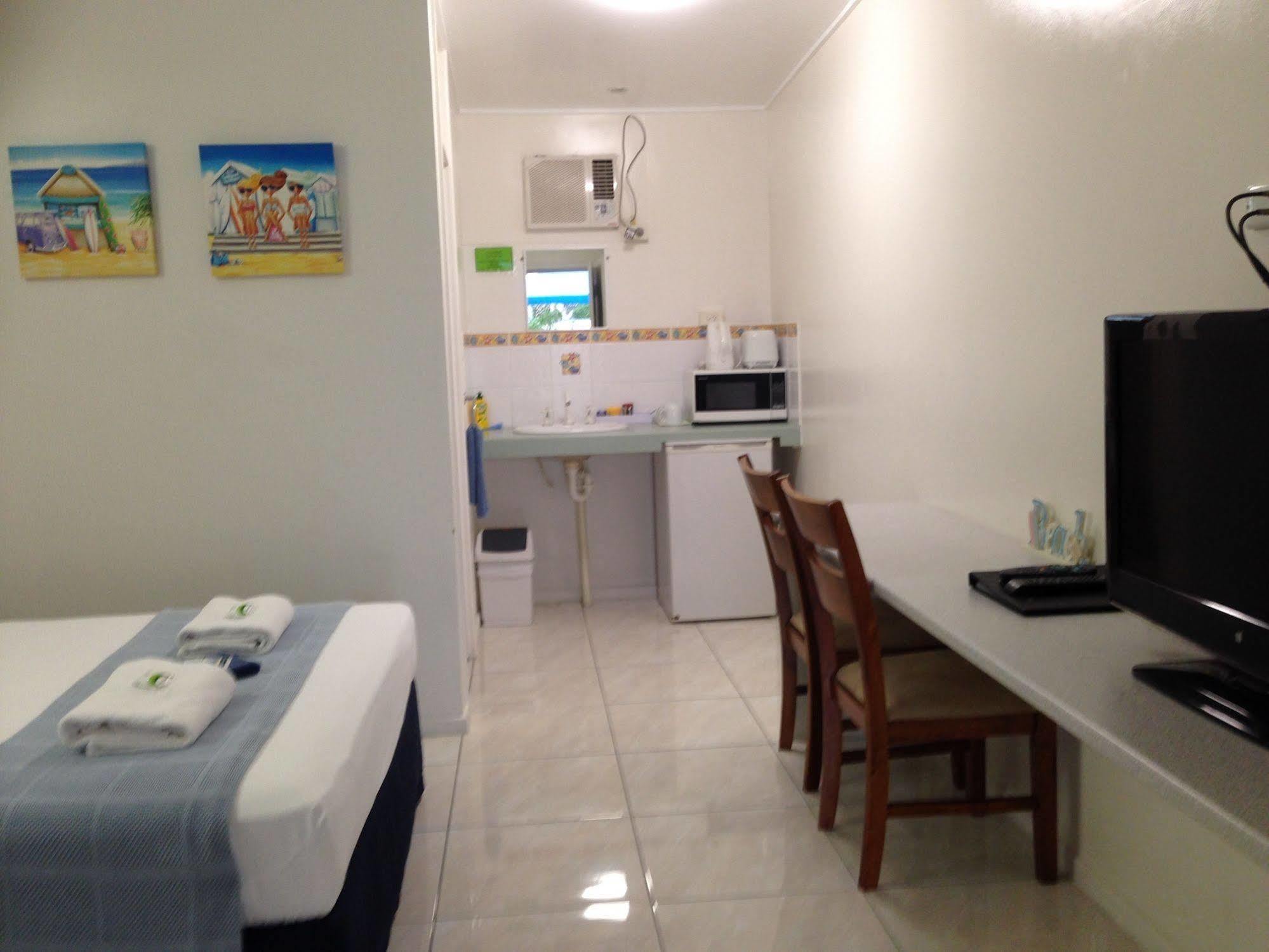 Shell Motel โบเวน ภายนอก รูปภาพ